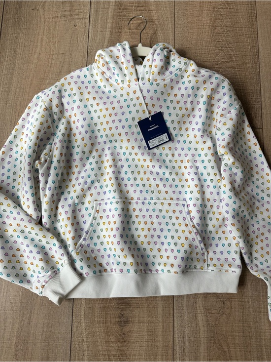 Roller Rabbit Tops - Roller Rabbit x Target White Hoodie with Multicolor Heart Print NWT Size medium